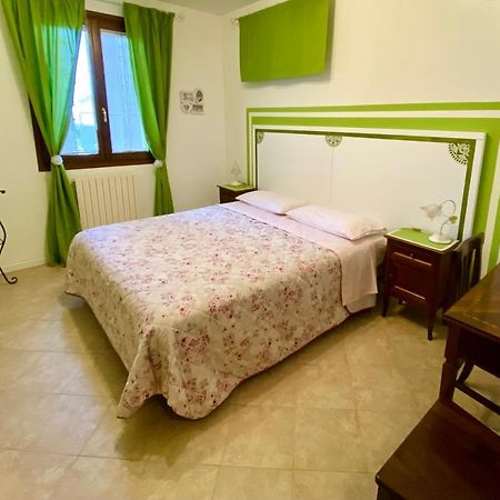 A Casa Di Laura Bed & Breakfast Occhiobello Ngoại thất bức ảnh